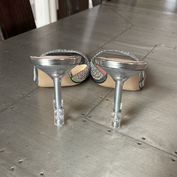 Mach & Mach crystal embellished iridescent silver mules sandals pumps sz 39 - Picture 5 of 10